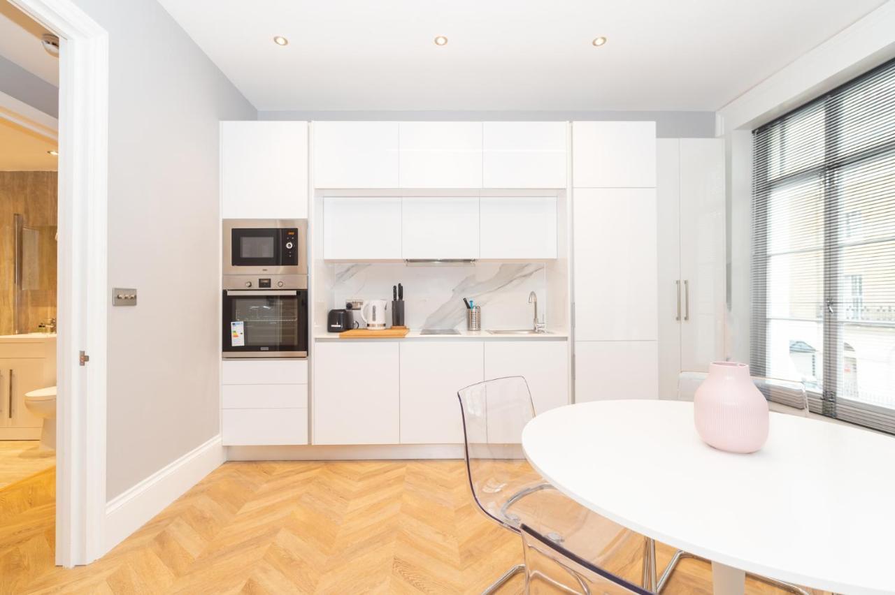 Stunning Hyde Park Apartments London Eksteriør bilde